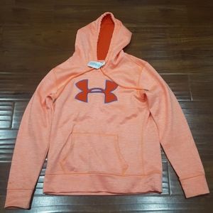 Under Armor sweatshirt